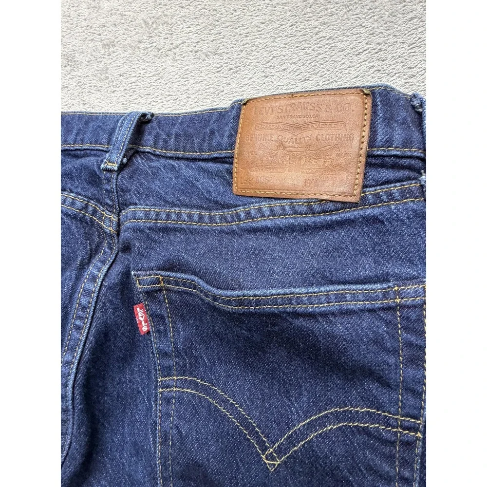 Levi's 505 Jeans Mens Measured 31x28 Denim Straight Leg‎ Regular Fit 00505-3037